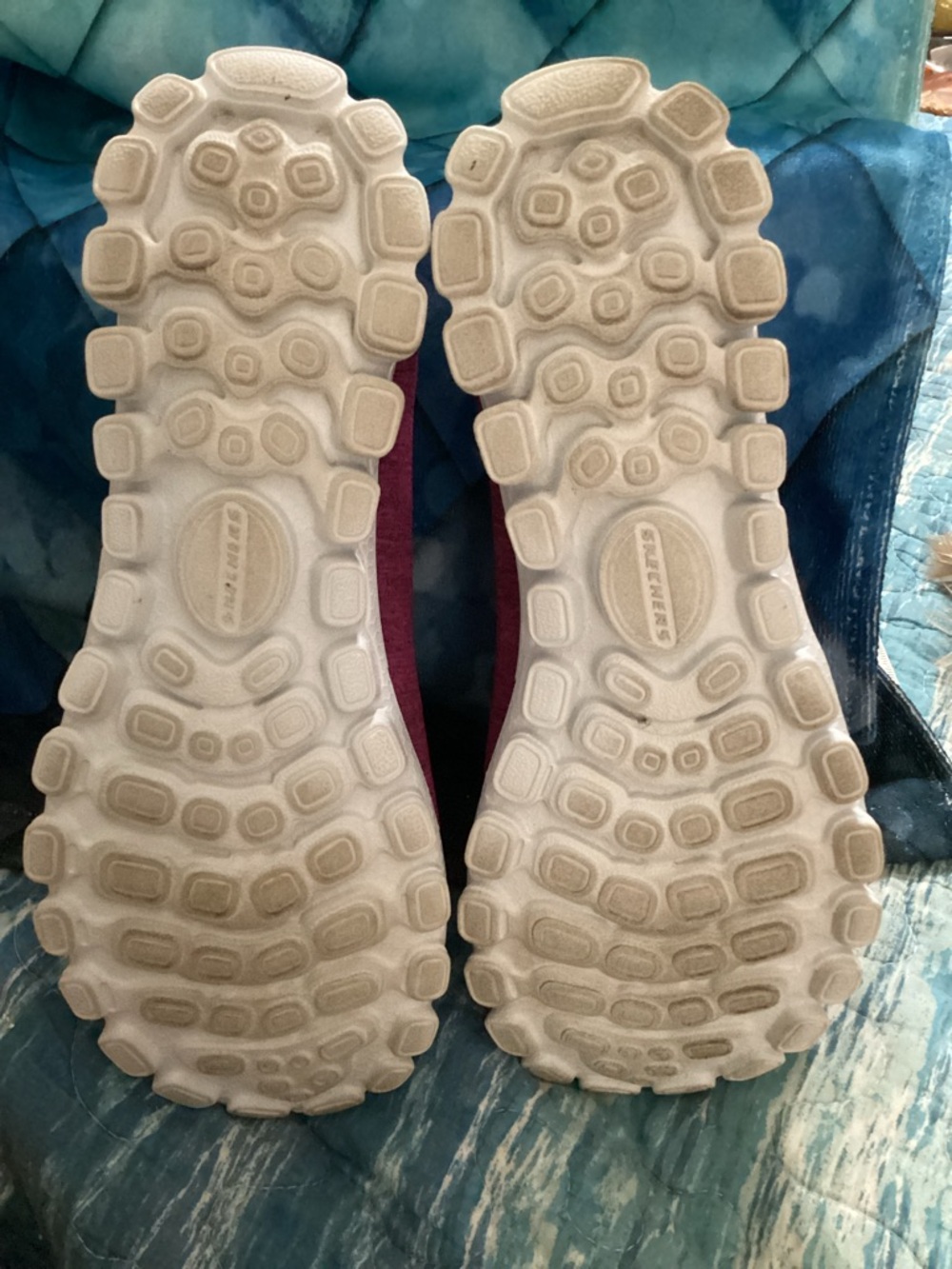 Pink Skechers Ballet Flats /Gently Worn - Picture 2 of 4